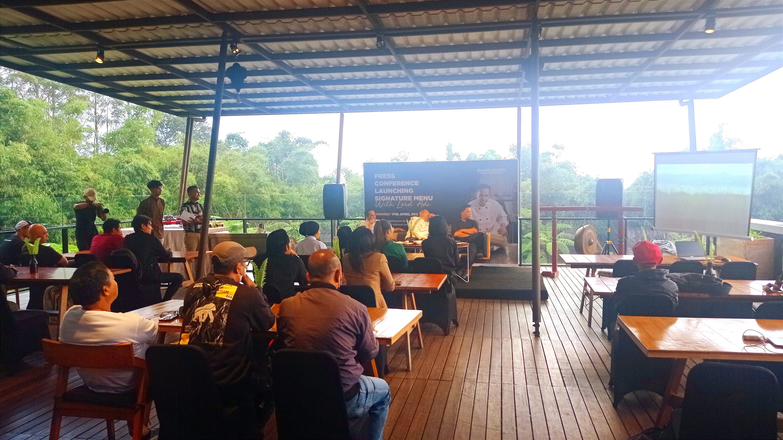 Press Conference Menu Kolaborasi