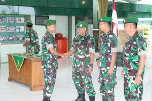 Kasdim 0402/OKI beri selamat kepada personil